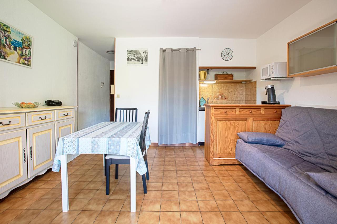 Les Tulipes Apartment Carqueiranne Exterior photo